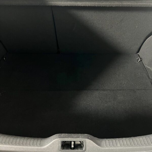 RENAULT MEGANE - Imagen 16