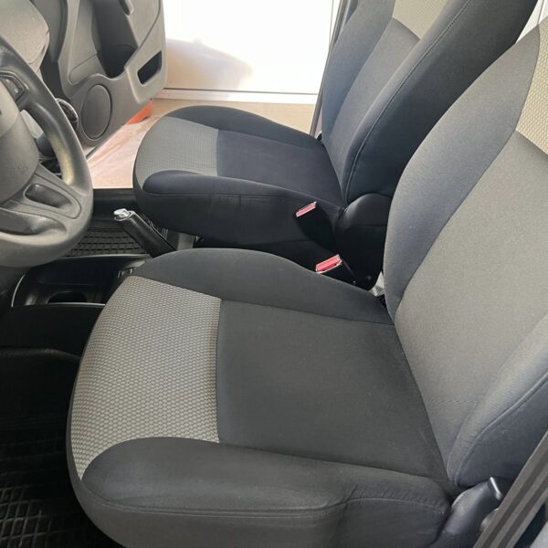 RENAULT KANGOO - Imagen 11