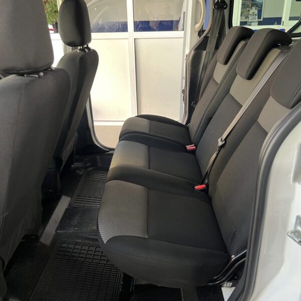 RENAULT KANGOO - Imagen 13