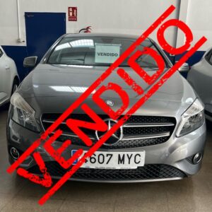 MERCEDES A180