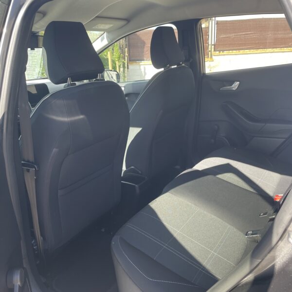FORD FIESTA - Imagen 11