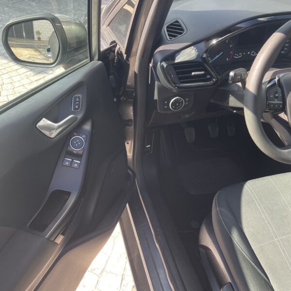 FORD FIESTA - Imagen 12